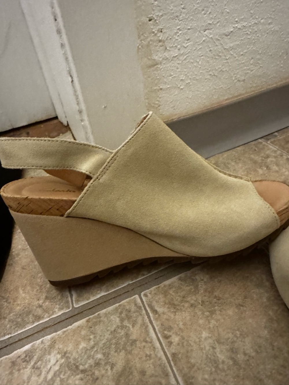 Clarks Women’s Pale Yellow Suede Wedge Sandals | Open Toe Slingback | Cork Wedge - Picture 6 of 9